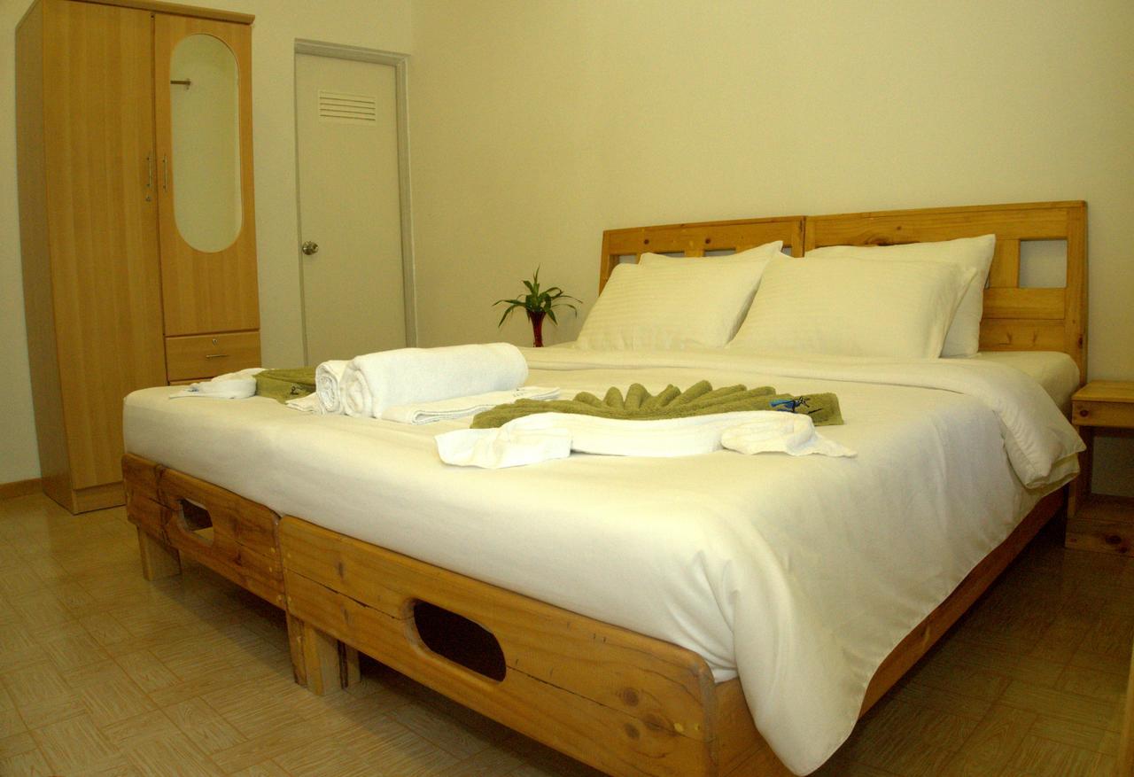 Zeestar Inn Maafushi Exterior photo